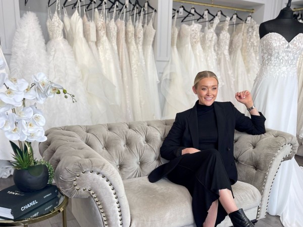 Luxury bridal boutique renews its lease at Fox Valley