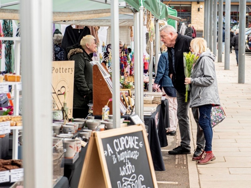 Bargain hunters invited to kick off Christmas shopping early at bumper weekend of Fox Valley markets